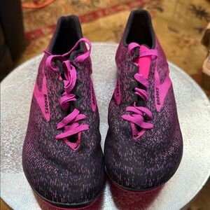 Brooks Women's Athletic Shoes in Pink and Black